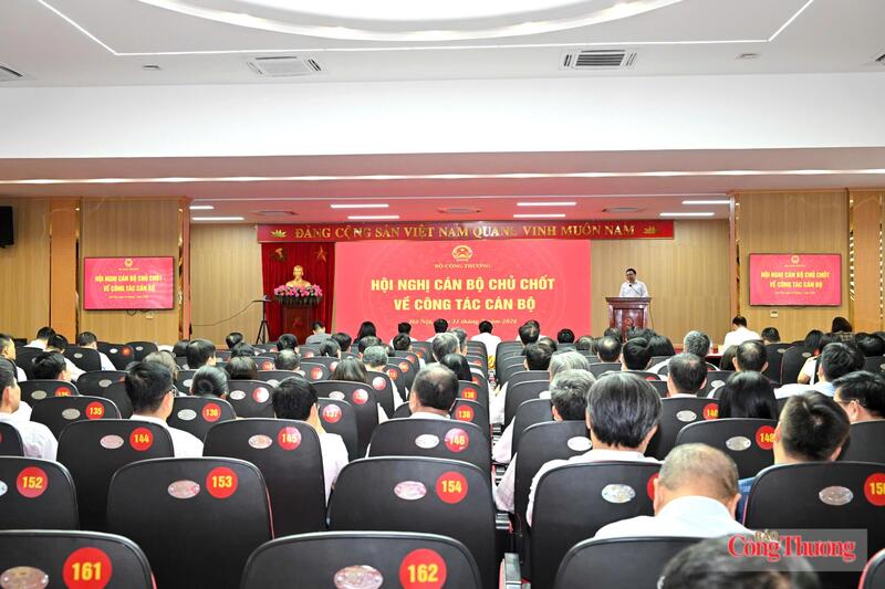 Toàn cảnh hội nghị. Ảnh: Cấn Dũng