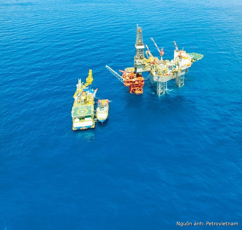 Bên cạnh vai trò chủ lực bảo đảm an ninh năng lượng quốc gia, Tập đoàn Petrovietnam có điều kiện chuyển dịch theo hướng trở thành nhà cung cấp giải pháp năng lượng tích hợp cho các ngành kinh tế có giá trị gia tăng cao; phát triển nguồn điện nền quy mô lớn phục vụ trung tâm dữ liệu, công nghiệp bán dẫn, khu công nghệ cao.