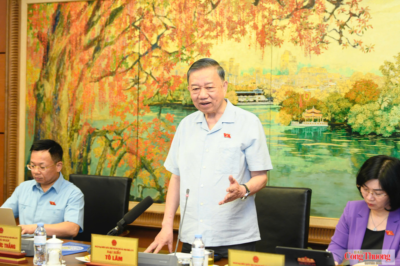 Tổng Bí thư, Chủ tịch nước Tô Lâm phát biểu tại phiên họp.
