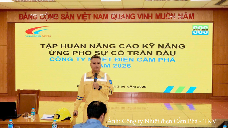 Tổ chức tập huấn nâng cao kỹ năng ứng phó sự cố tràn dầu cho các bộ phận chức năng và người lao động