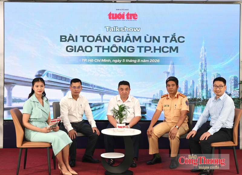 Ngày 5/8, Báo Điện tử Tuổi Trẻ tổ chức talkshow với chủ đề “Bài toán giảm ùn tắc giao thông TP. Hồ Chí Minh".