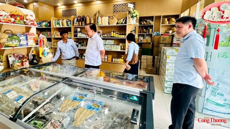Đoàn công tác của Cục Quản lý và Phát triển thị trường trong nước đã khảo sát thực tế tại một số doanh nghiệp tiêu biểu trên địa bàn tỉnh.