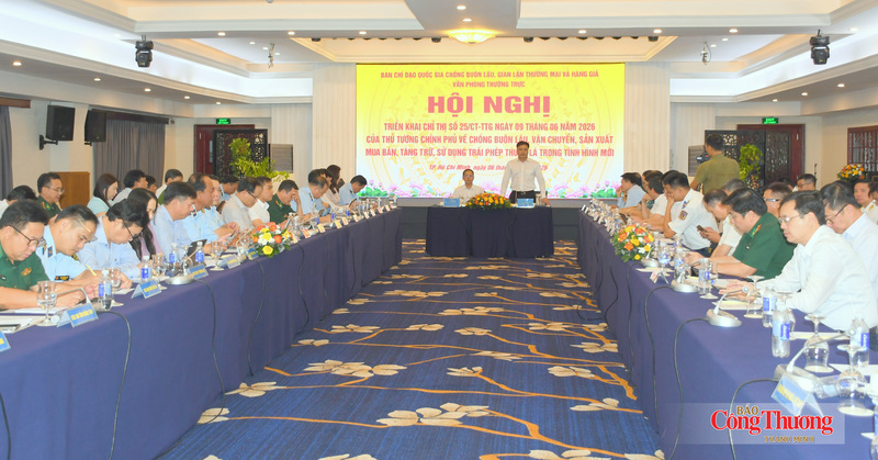 Đại biểu tham dự hội nghị.