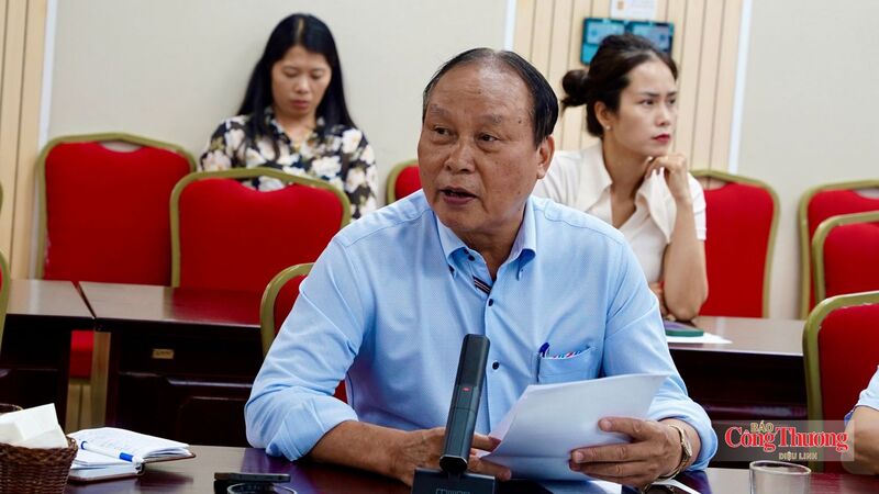 Ông Nguyễn Hữu Giới, Chủ tịch Hội Thư viện Việt Nam.