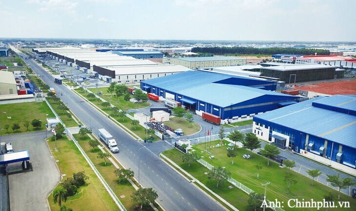Khu Công nghệ cao nằm trên địa bàn xã Hoàn Long và Việt Yên, tỉnh Hưng Yên.