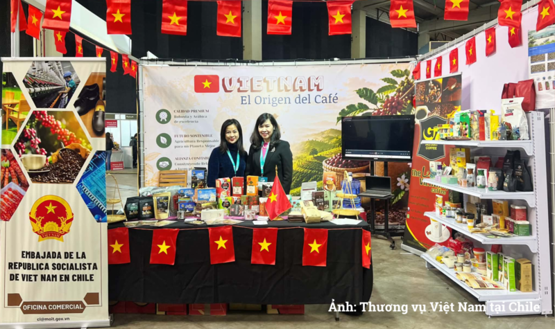 Thương vụ Việt Nam tại Chile tham dự Expo Café Chile 2026 và trưng bày các sản phẩm cà phê tại Trung tâm Triển lãm Espacio Riesco, Thủ đô Santiago.