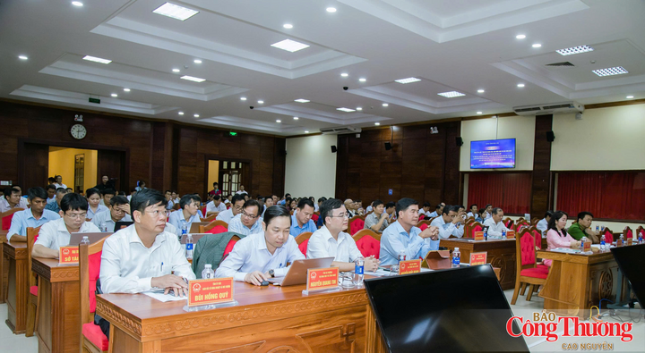 Tỉnh Đắk Lắk tổ chức hội nghị ra mắt Bản đồ số nông sản, sản phẩm OCOP và du lịch thôn, buôn, phát động chiến dịch cao điểm nhằm số hóa, chuẩn hóa và kết nối dữ liệu mã số vùng trồng, cơ sở đóng gói sầu riêng.