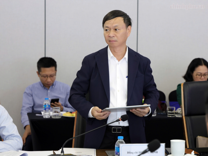 Thứ trưởng Bộ Khoa học và Công nghệ Hoàng Minh phát biểu - Ảnh: VGP/Gia Huy