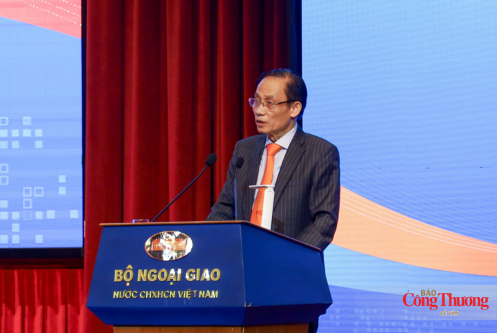 Bộ trưởng Bộ Ngoại giao Lê Hoài Trung phát biểu bế mạc Hội nghị.