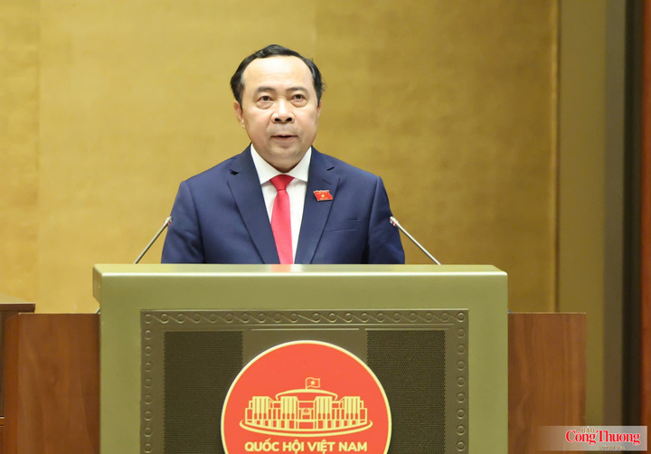 Bộ trưởng Bộ Khoa học và Công nghệ Vũ Hải Quân.