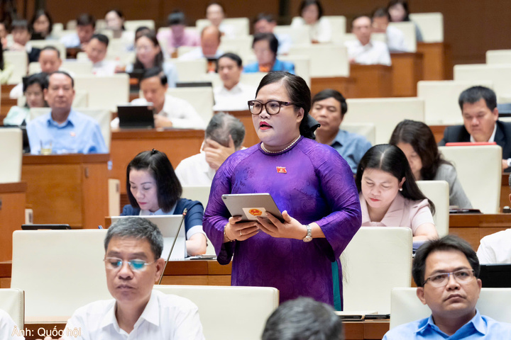 Đại biểu Nguyễn Thị Sửu - đoàn Thành phố Huế.