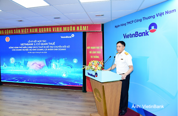 Ông Mai Sơn, Phó Cục Trưởng Cục Thuế đánh giá cao sự đồng hành của VietinBank