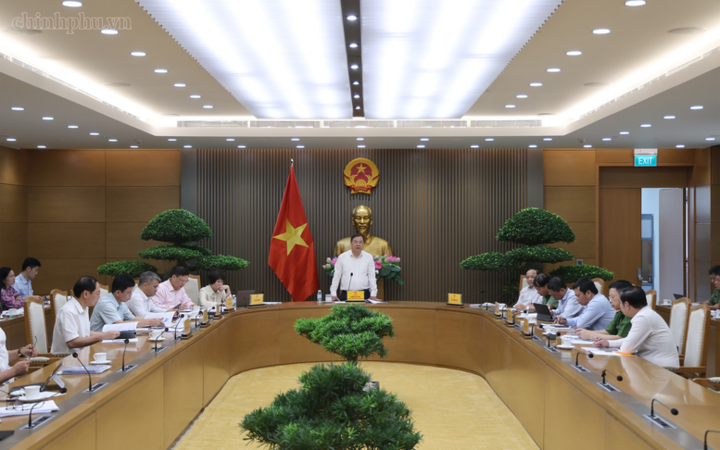 Trên cơ sở các ý kiến tại cuộc họp, Phó Thủ tướng Thường trực đề nghị Bộ Công an tiếp thu, hoàn thiện Đề án trong tháng 8/2026 để báo cáo Chính phủ và xin ý kiến các thành viên Chính phủ - Ảnh: chinhphu.vn/Phương Nguyên