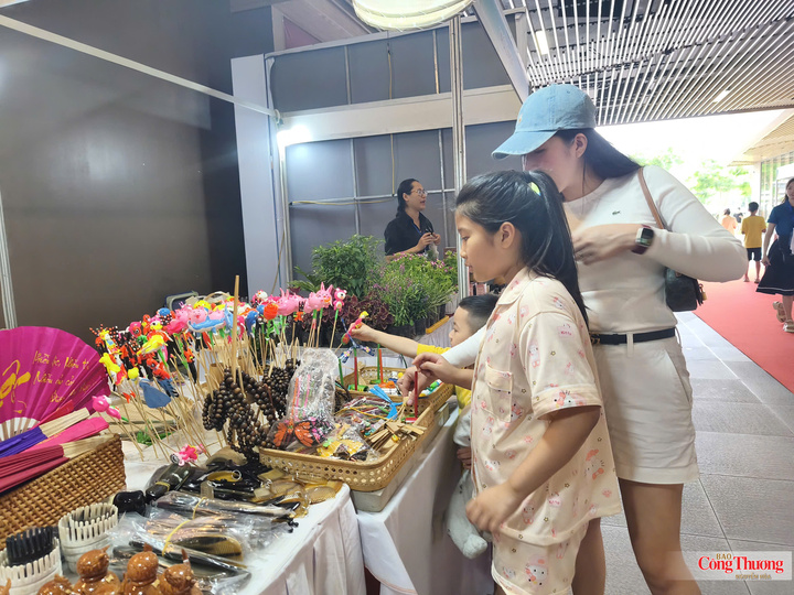 Người tiêu dùng ưa chuộng những sản phẩm sản xuất bằng nguyên liệu thân thiện với môi trường.