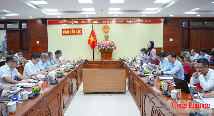 Đoàn công tác của Bộ Công Thương làm việc với UBND tỉnh Đắk Lắk.