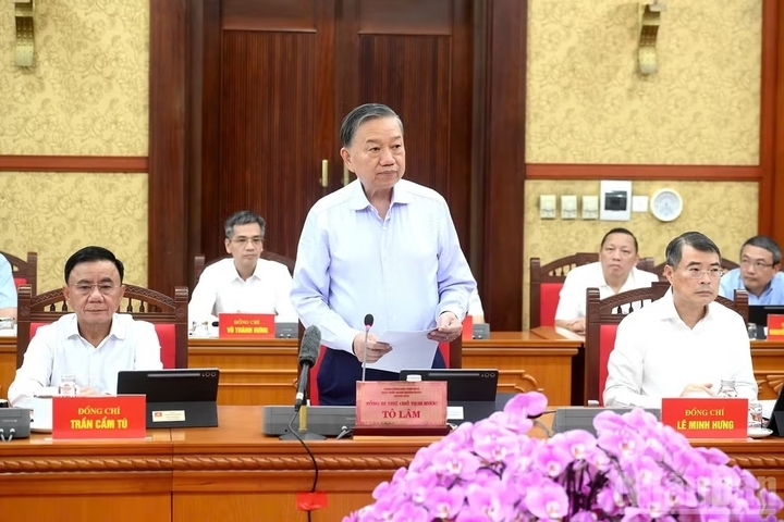 Tổng Bí thư, Chủ tịch nước Tô Lâm chủ trì Phiên họp của Ban Chỉ đạo Trung ương về phát triển khoa học, công nghệ, đổi mới sáng tạo và chuyển đổi số. Ảnh: Báo Nhân Dân