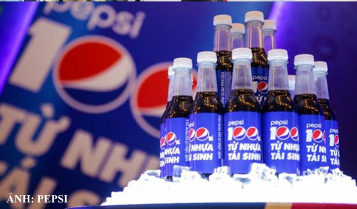 Công ty Suntory PepsiCo Việt Nam sử dụng bao bì sản xuất từ nhựa tái sinh.