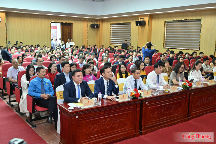 Lễ trao giải là dịp tôn vinh các tác giả, tác phẩm xuất sắc, góp phần lan tỏa những giá trị tích cực trong công tác bảo vệ nền tảng tư tưởng của Đảng.