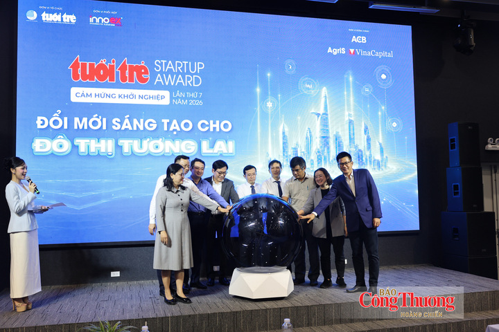 Các đại biểu thực hiện nghi thức khởi động Giải thưởng Tuổi Trẻ Startup Award 2026