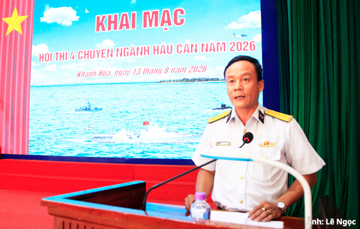 Thượng tá Phạm Anh Tuấn, Phó Lữ đoàn trưởng, Tham mưu trưởng phát biểu khai mạc.