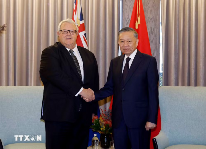 Tổng Bí thư, Chủ tịch nước Tô Lâm hội kiến Chủ tịch Quốc hội New Zealand Gerry Brownlee. Ảnh: Thống Nhất/TTXVN