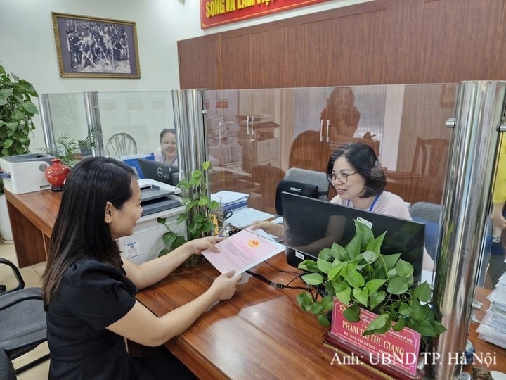 Người dân, tổ chức được tạo mọi điều kiện thuận lợi để giải quyết thủ tục hành chính về đất đai.