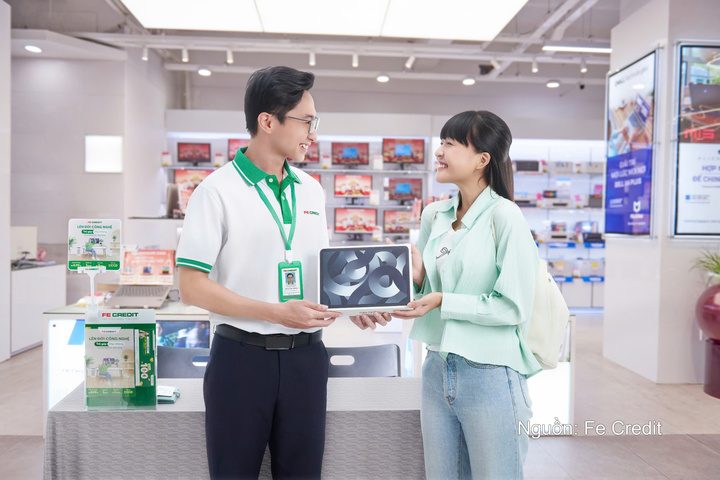 Khách hàng trẻ từ 18-20 tuổi được tiếp cận gói ưu đãi lãi suất hấp dẫn của FE CREDIT mùa tựu trường