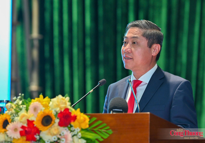 Phó Chủ tịch UBND TP. Đà Nẵng Phan Thái Bình phát biểu chào mừng Hội thảo
