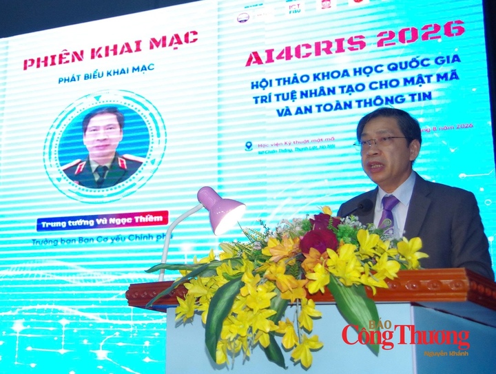 Trung tướng Vũ Ngọc Thiềm, Trưởng ban Ban Cơ yếu Chính phủ.