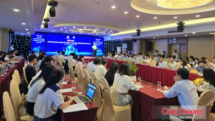 Toàn cảnh hội nghị.