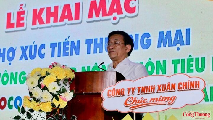 Ông Trần Quốc Tuấn, Giám đốc Sở Công Thương tỉnh Vĩnh Long phát biểu khai mạc.