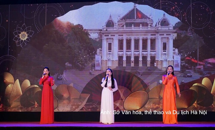 Hoạt động biểu diễn của Nhà hát Chèo Hà Nội.