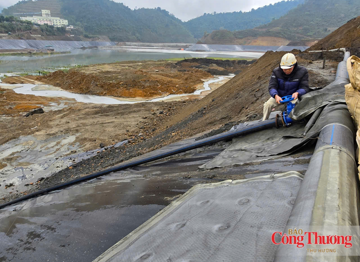 Chủ động ứng phó với mưa lớn, lũ, ngập lụt, lũ quét, sạt lở đất.