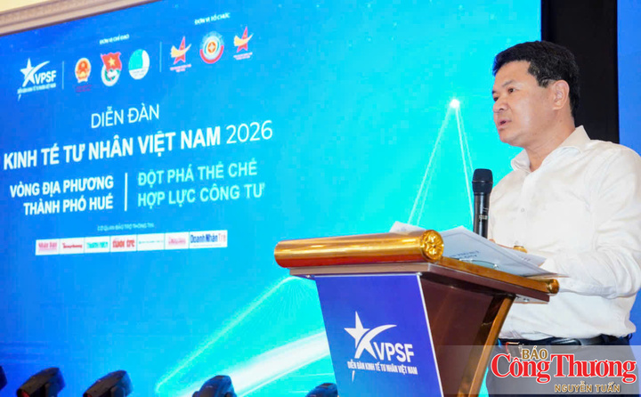 Phó Chủ tịch UBND thành phố Huế Hoàng Hải Minh phát biểu khai mạc