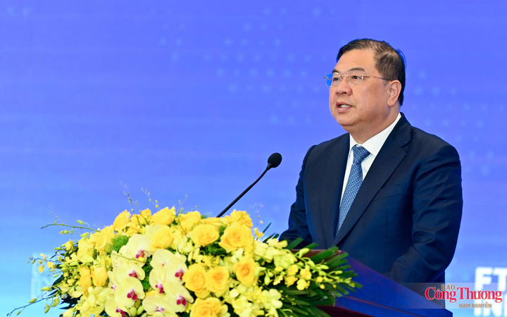 Ủy viên Bộ Chính trị, Phó Thủ tướng Thường trực Chính phủ Phạm Gia Túc phát biểu tại sự kiện.