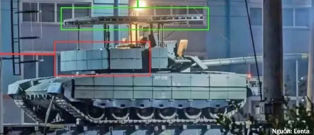Xe tăng T-80 với hệ thống giáp cải tiến. Nguồn: Lenta