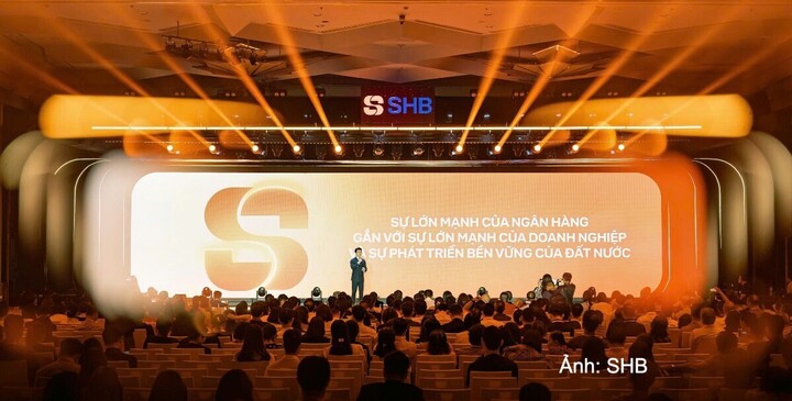 SHB đang triển khai Chiến lược chuyển đổi toàn diện, hướng tới hiện thực hóa định vị “Ngân hàng tầm vóc quốc gia thế hệ mới”.