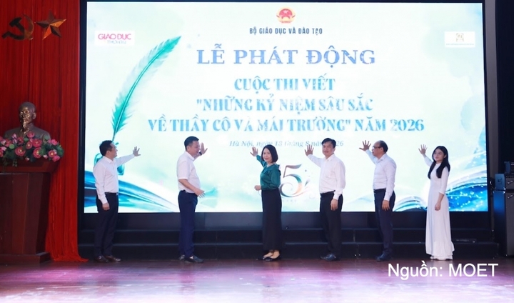Các đại biểu dự lễ phát động cuộc thi.