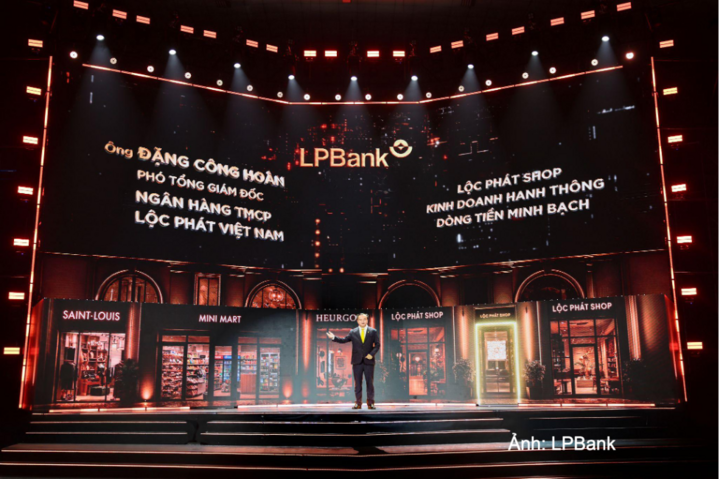 Phần trình bày của đại diện LPBank về Lộc Phát Shop - giải pháp hỗ trợ hộ kinh doanh và tiểu thương tối ưu hóa việc quản lý dòng tiền.