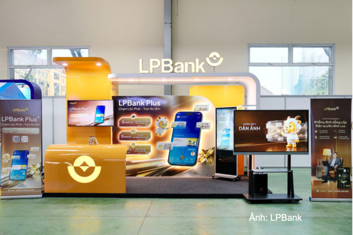 Gian trưng bày của LPBank tại sự kiện “Chuyển đổi số ngành Ngân hàng năm 2026”.