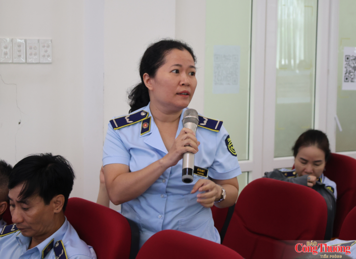 TP. Hồ Chí Minh: Tăng cường kỹ năng nhận diện hàng giả, hàng vi phạm sở hữu trí tuệ - 5