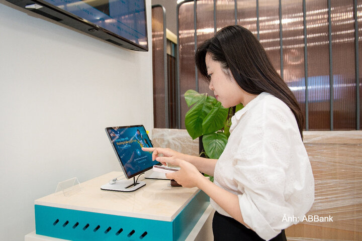Gần 80% giao dịch tài chính tại Việt Nam được thực hiện thông qua các kênh số.