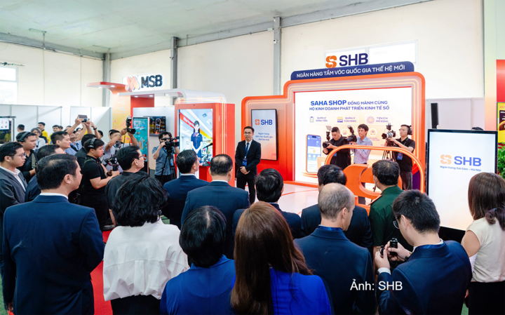 Giải pháp của SHB tạo dấu ấn mạnh mẽ, thu hút sự quan tâm của các đại biểu tham dự.