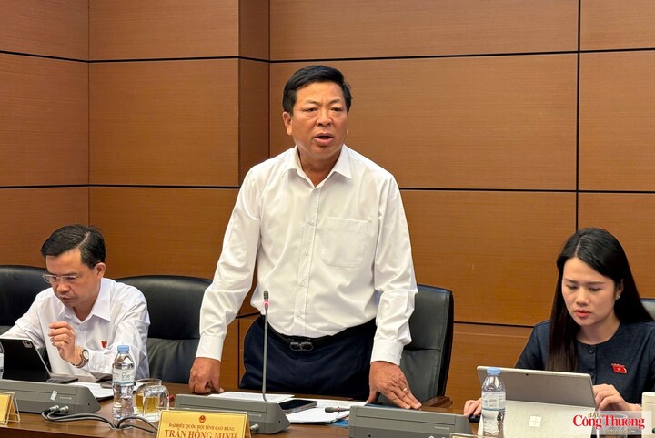 Bộ trưởng Bộ Xây dựng Trần Hồng Minh
