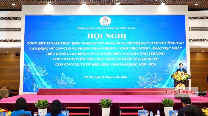 Chủ tịch Công đoàn Công Thương Việt Nam - ông Lê An Hải phát biểu khai mạc hội nghị.