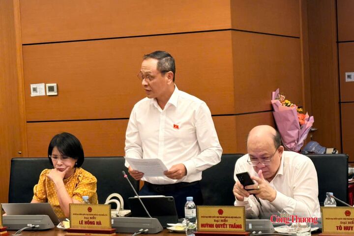 Đại biểu Lê Hồng Hà cho ý kiến hoàn thiện định hướng chính sách sửa đổi Luật Kinh doanh bất động sản.
