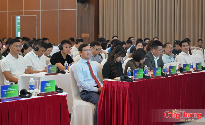Chương trình Gặp gỡ, giao thương, kết nối hợp tác chuỗi cung ứng sầu riêng Việt Nam - Trung Quốc, tỉnh Đắk Lắk năm 2026 thu hút hơn 60 doanh nghiệp tham dự.