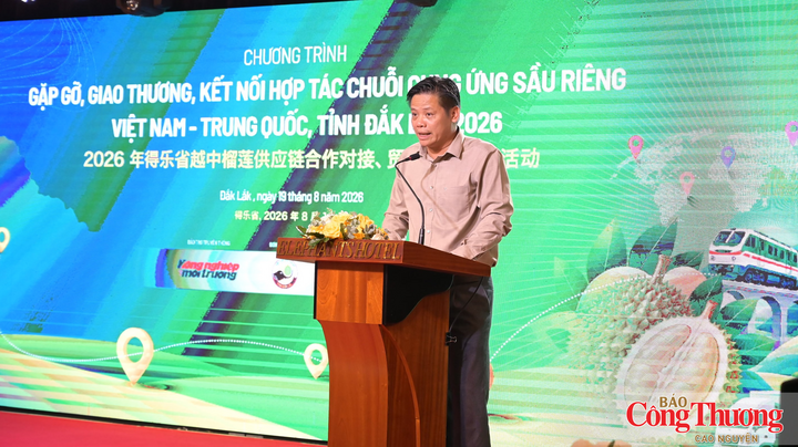 Ông Lê Anh Trung, Chủ tịch Hiệp hội Sầu riêng Đắk Lắk phát biểu tại chương trình.