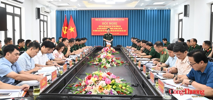 Quang cảnh hội nghị.
