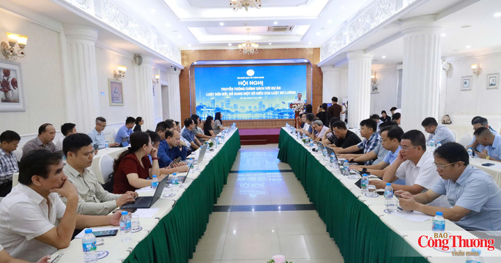Quang cảnh hội nghị.